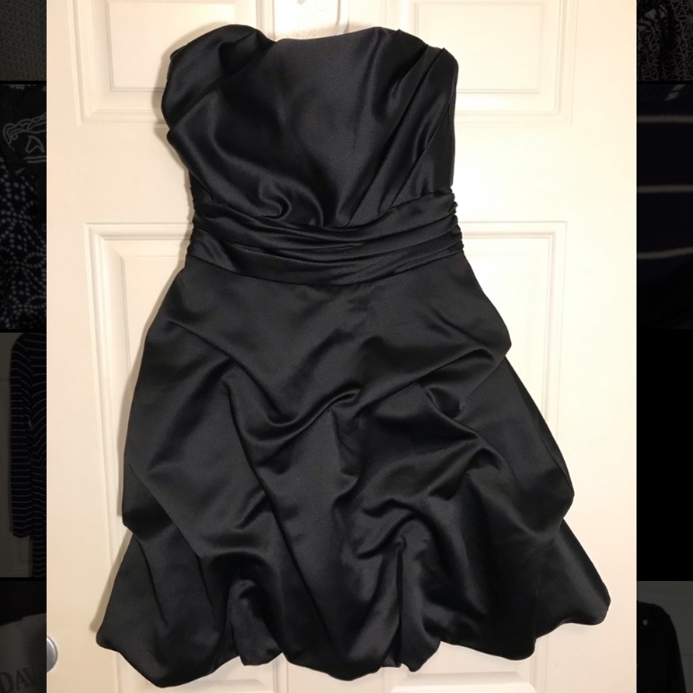 Strapless David’s Bridal Gown